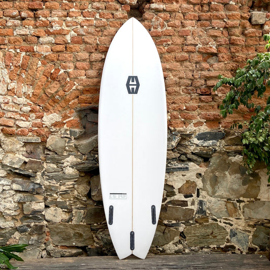 HURRICANE Megalodon Fish 7'0 - 22 1/4 - 2 3/4 49.75L