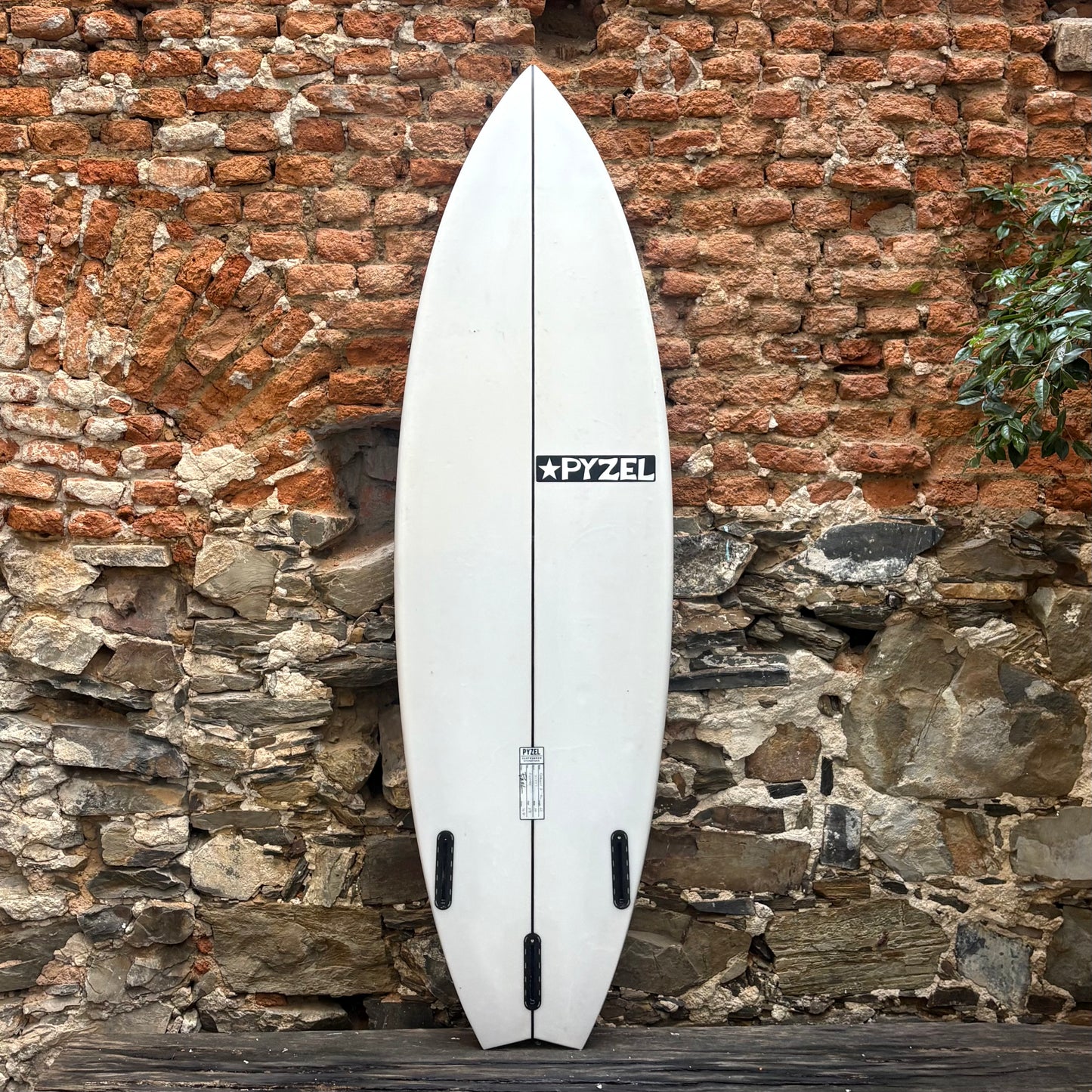 Pyzel Pyzalien 2 XL 6'2 x 20 x 2 5/8 38L