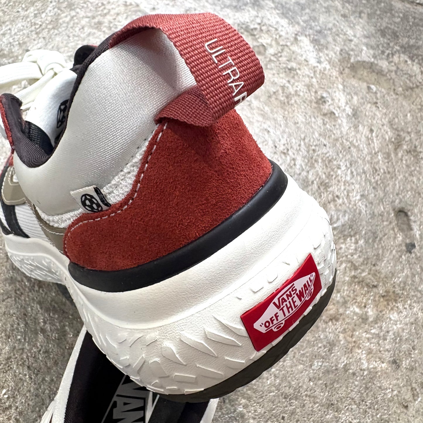 Vans Ultrarange Neo VR3 Coffee/Brick Red