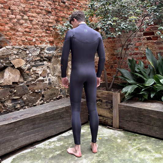 Manera    Seafarer Steamer Wetsuit
