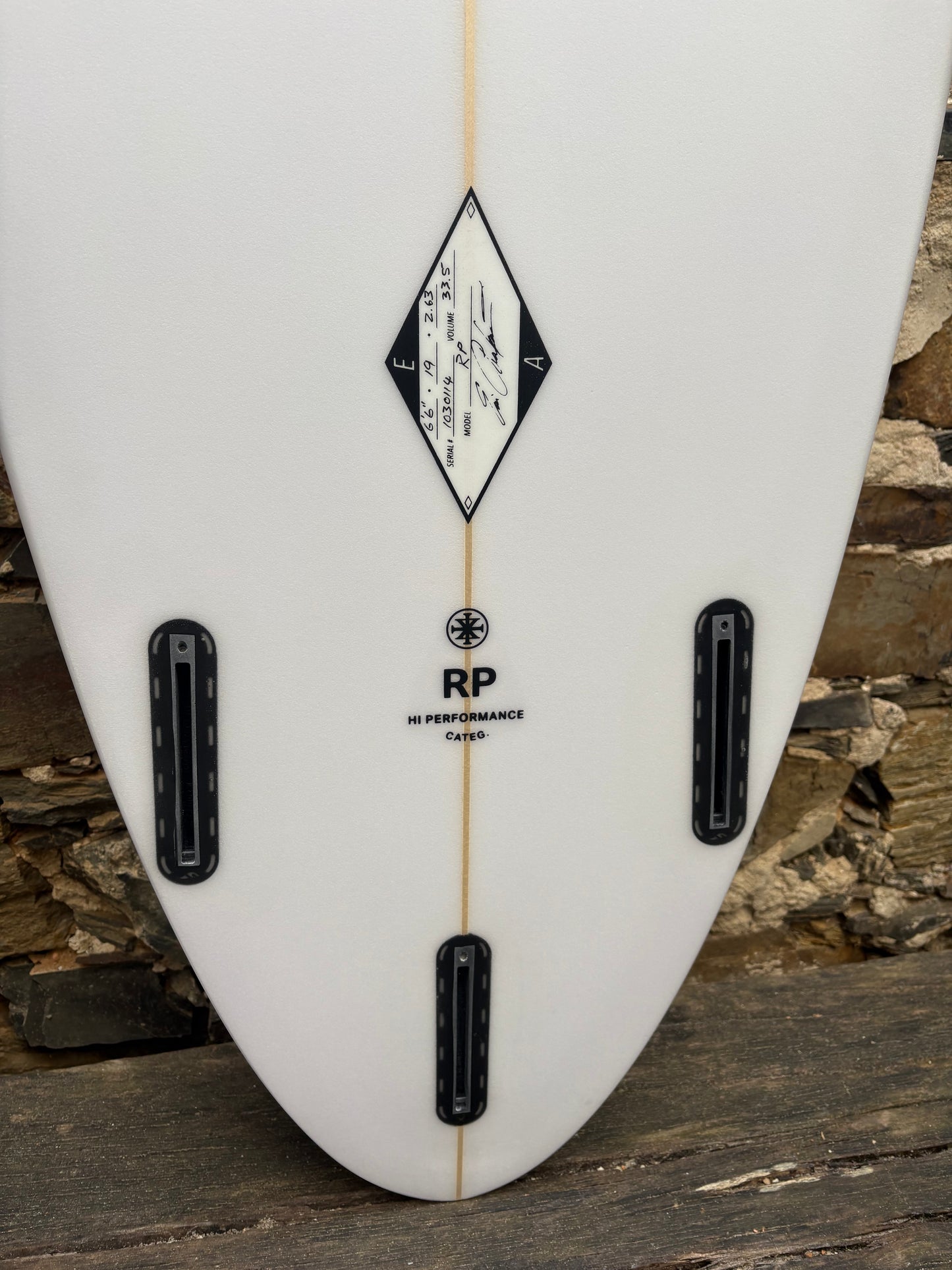 ARAKAWA   RP   6'8"   19.12   2.69   35.2L