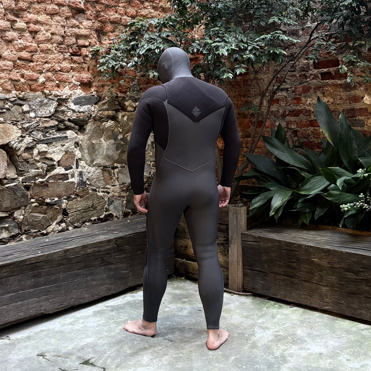 O'Neill  Hyperfreak 5/4mm+ Chest Zip Hooded