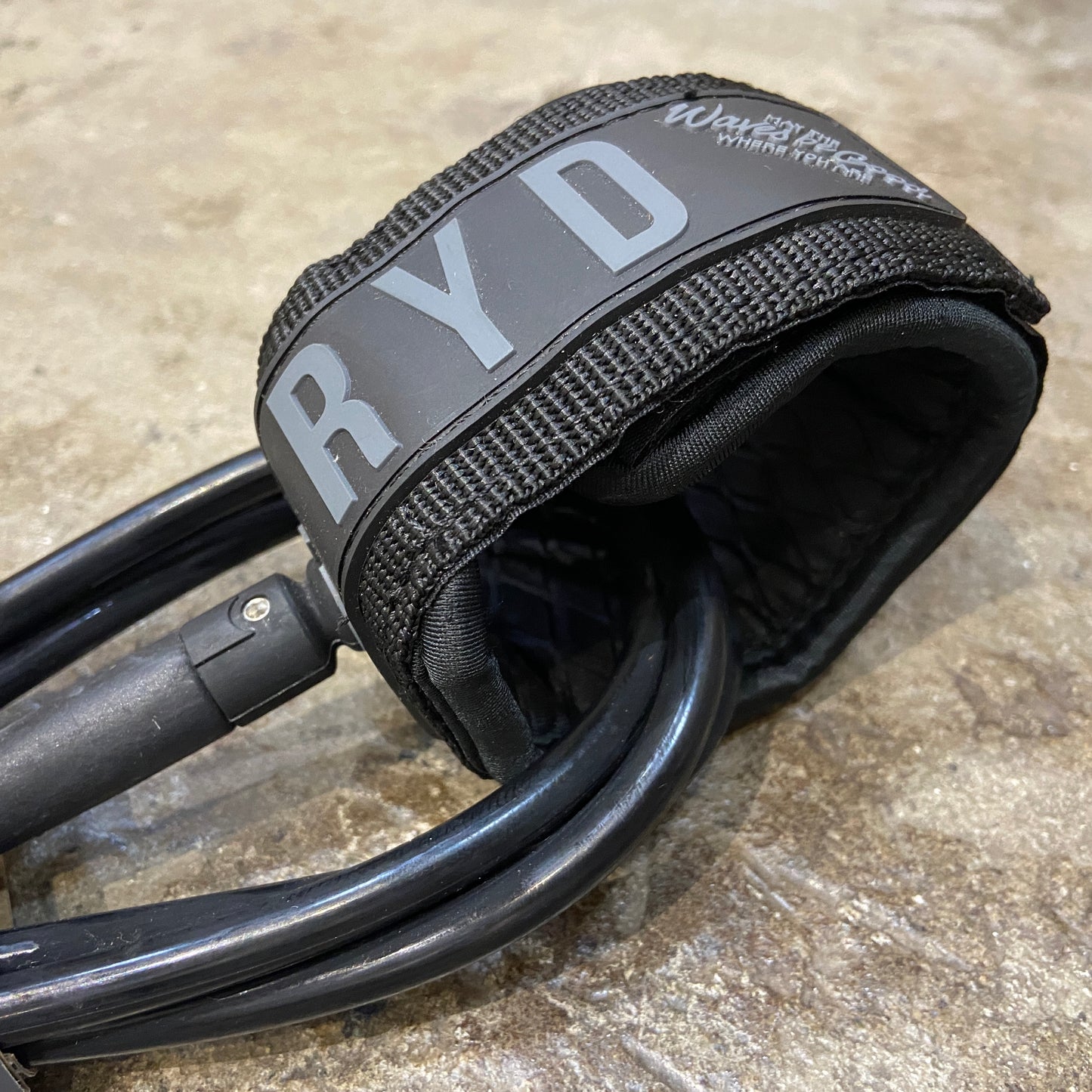 RYD ALT 9' MM LEASH