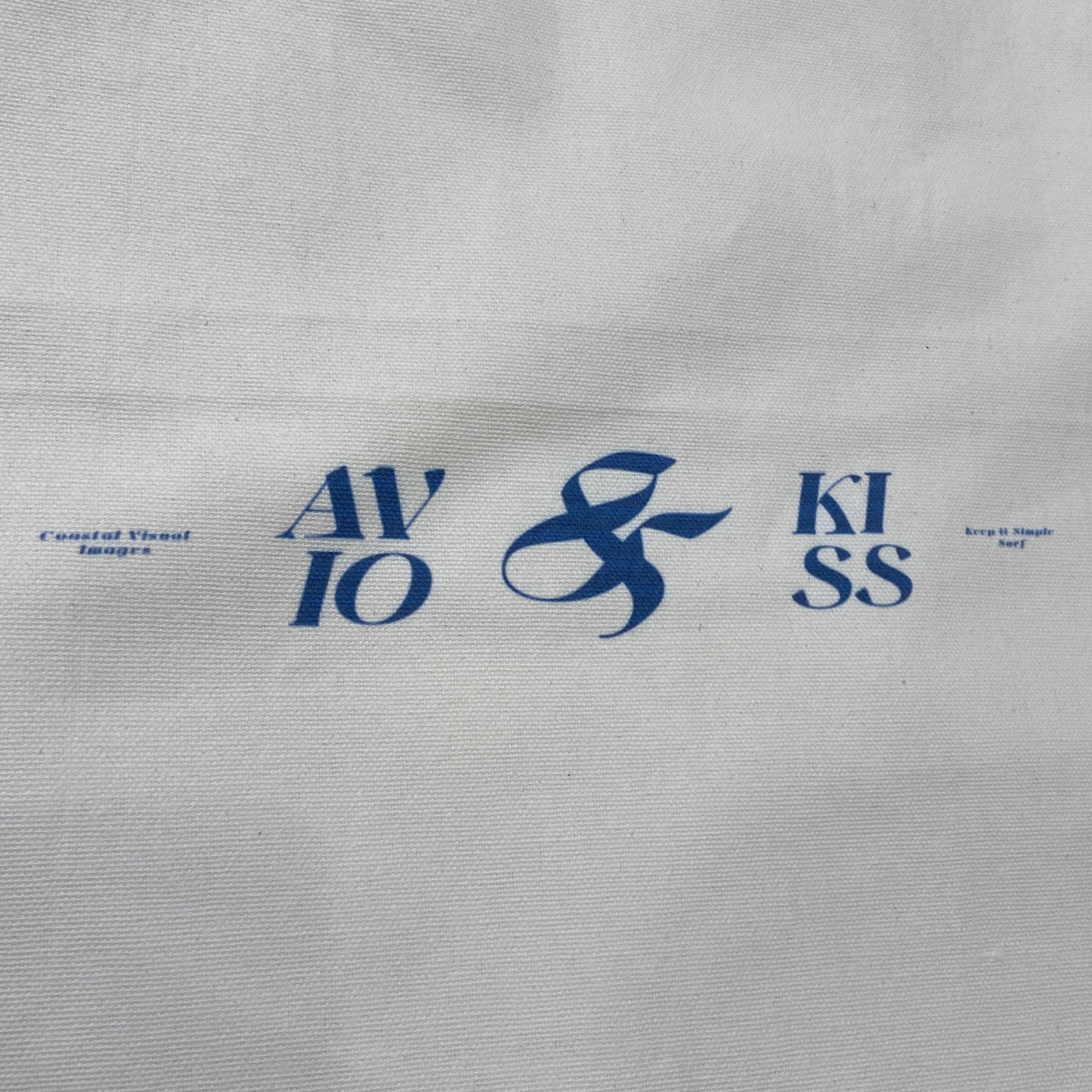 AVIO & KISS Tote Bag