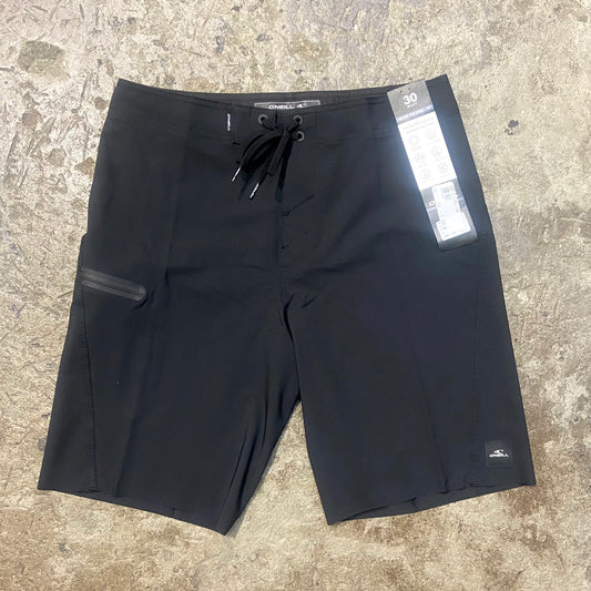 HYPERFREAK TECH SOLID 19" BOARDSHORTS