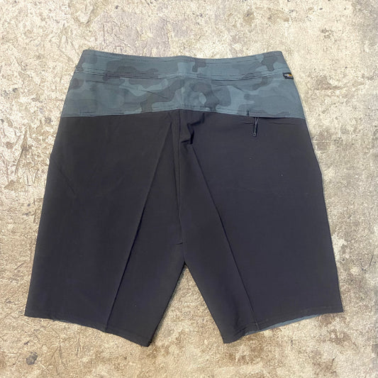 O'NEILL TRVLR ENDURO 20" BOARDSHORTS