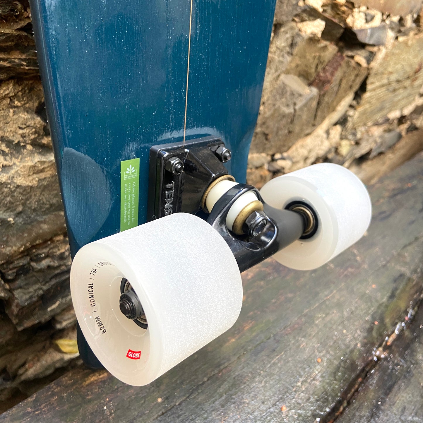 GLOBE BLAZER CRUISERBOARD - TEAK/BLACK - 26"