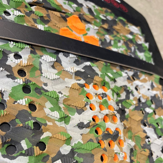 CHANNEL ISLANDS   PARKER COFFIN ARCH PAD - CAMO