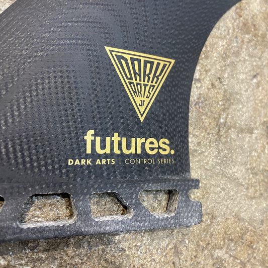 futures DARK ARTS