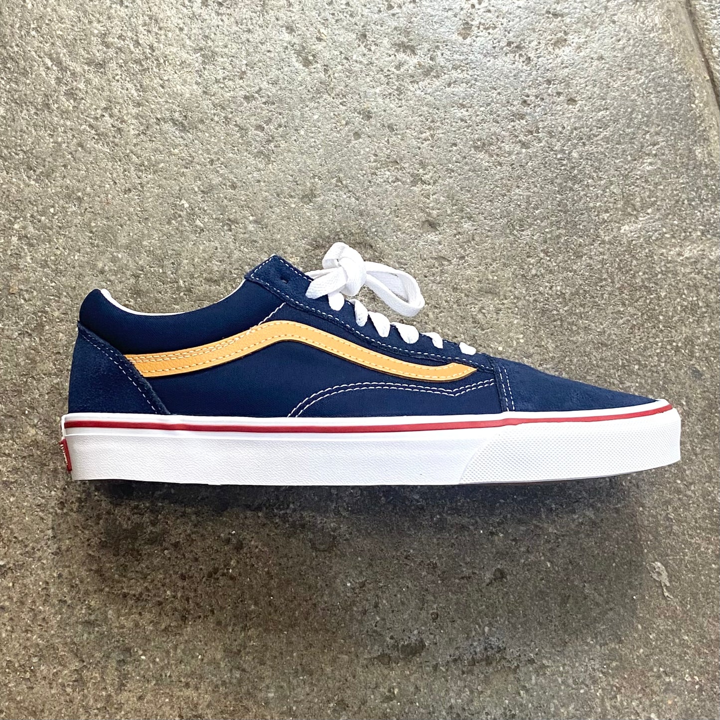 VANS OLD SKOOL