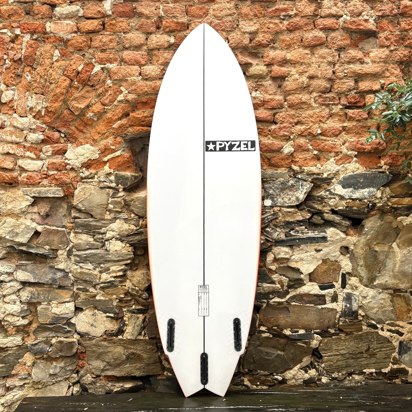 TIGER TWIN 6'2" 21" 2.88" 41L