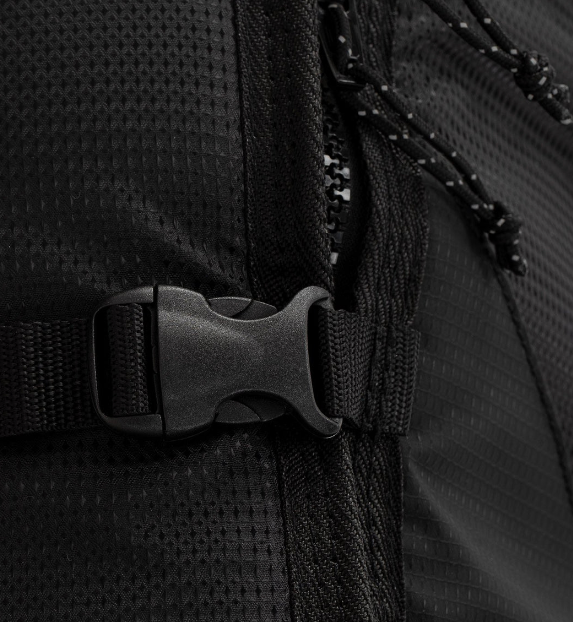 CREATURES OF LEISURE SHORTBOARD TRIPLE DT2.0 : BLACK 6'7