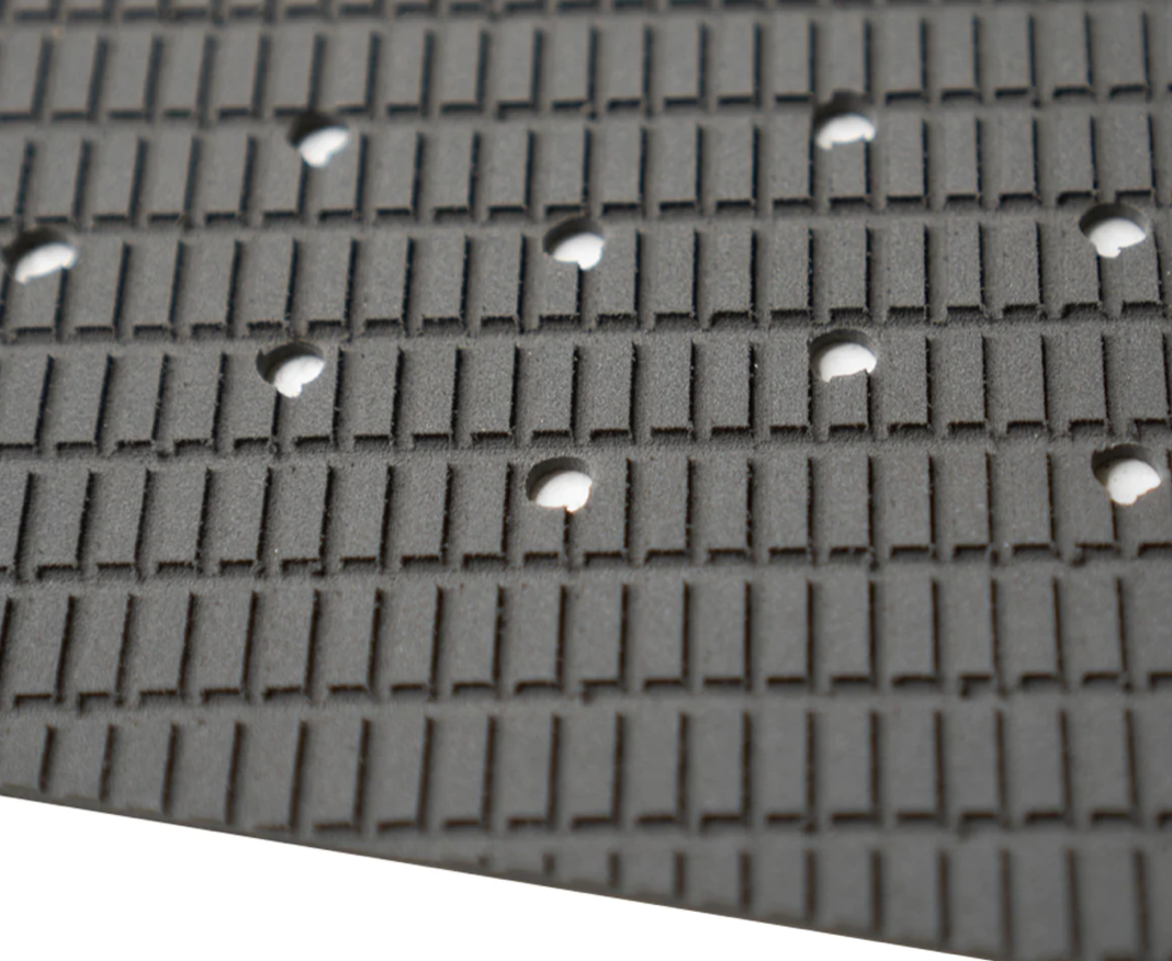 Futures Seafury Fish Pad Traction