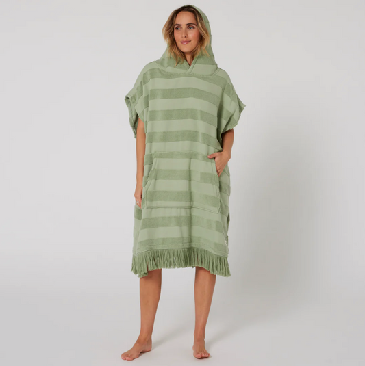 OCEAN &EARTH LADIES CORP HOODED PONCHO
