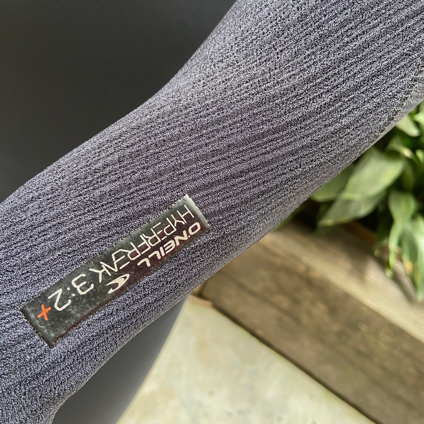 Detailed view of the Sleeve on the O'Neill Hyperfreak 3/2mm+ Chest Zip - Black - Men's wetsuit