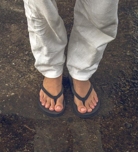 INDOSOLE WOMAN'S ESSNTLS FLIP FLOP BLACK