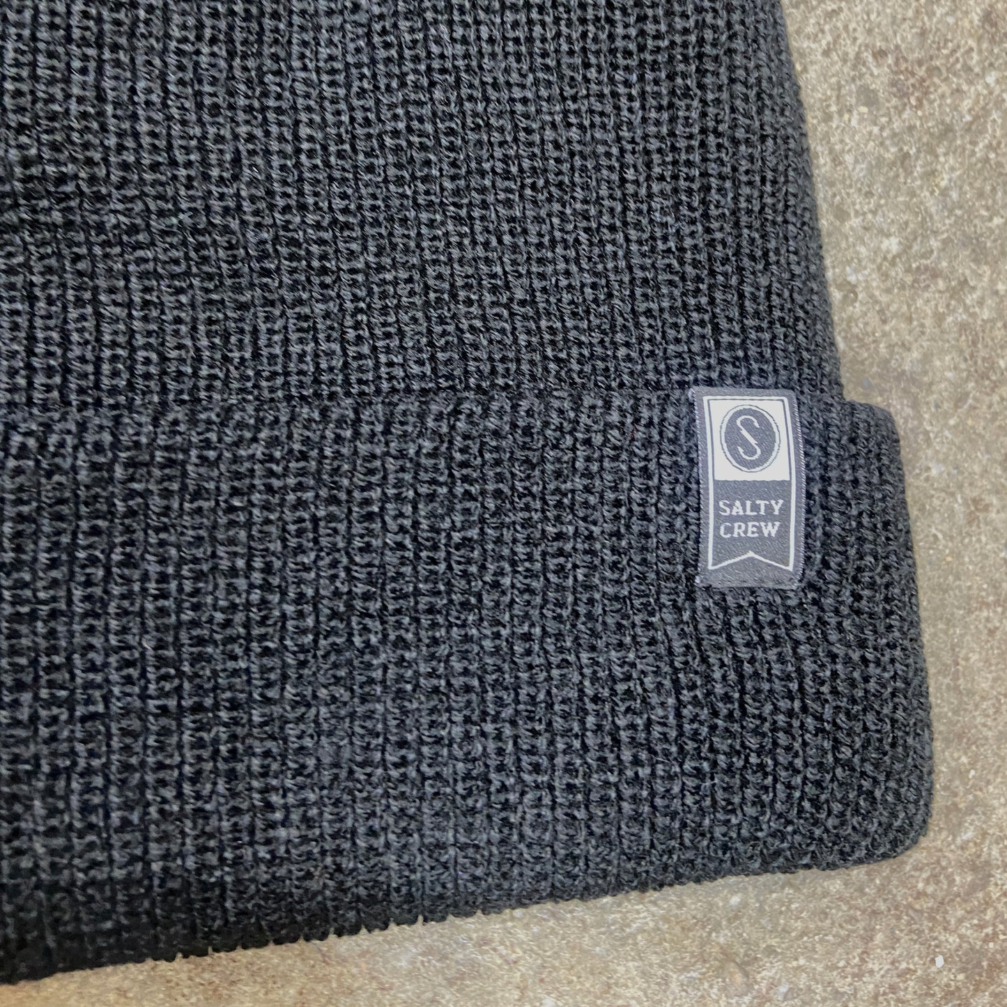 SALTY CREW ALPHA BLACK BEANIE