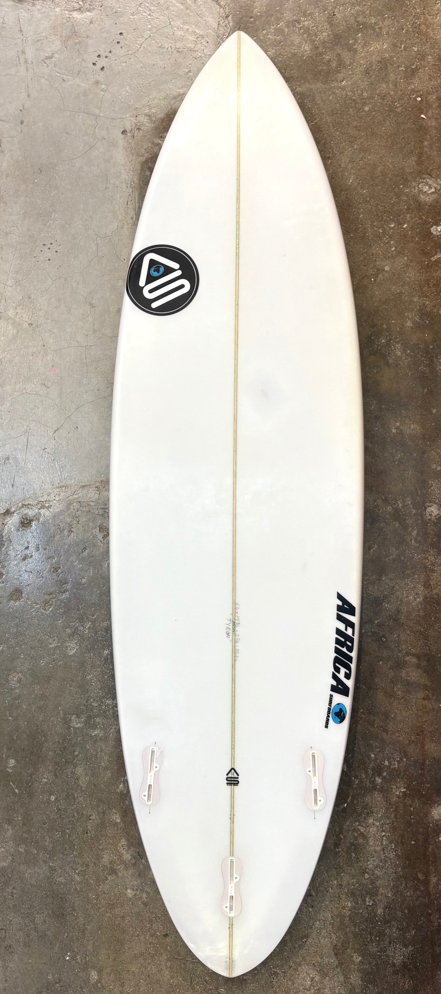 AFRICA SURFBOARDS  -   GVW SHAPES   6'6   19 3/4   2 3/8   35.2L