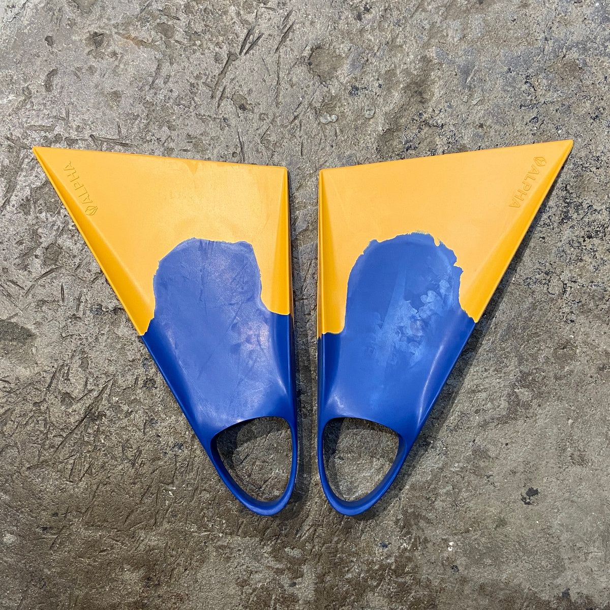 Top view of Alpha Fins for Bodyboarding - Yellow and Blue