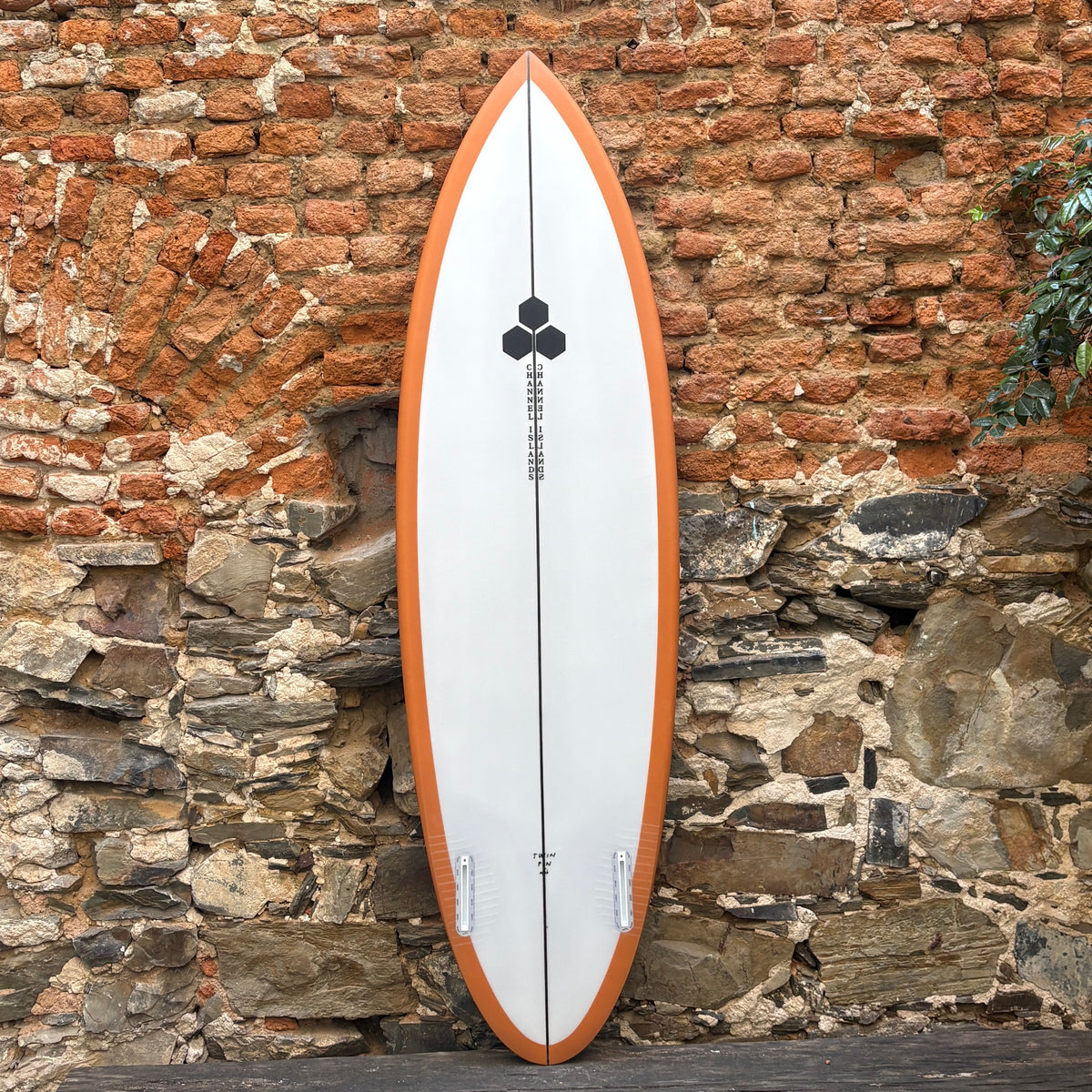 Channel Islands Twin Pin 5'11"  19 1/2   2 5/8  32.9L Second-Hand Surfboard