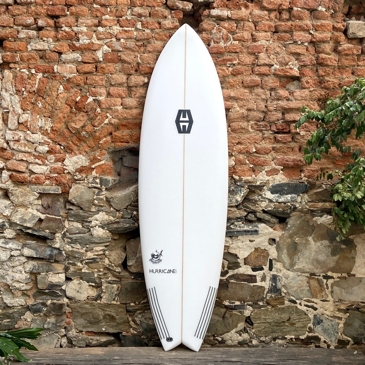 HURRICANE   Megalodon Fish  6'10 - 22 - 2 5/8  45.89L