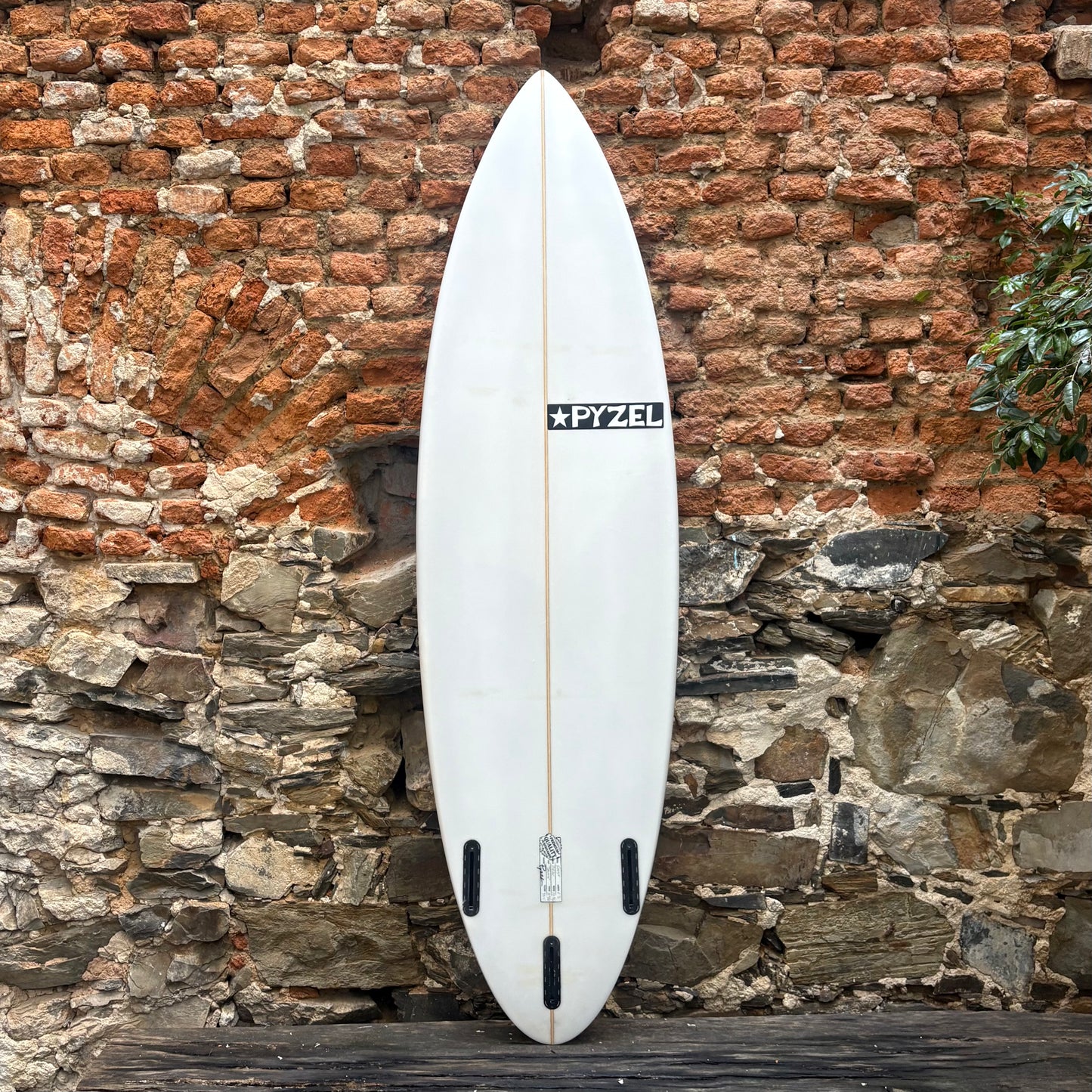 Pyzel Ghost  6'3  x 19 3/4 x  2 11/16   33.5L