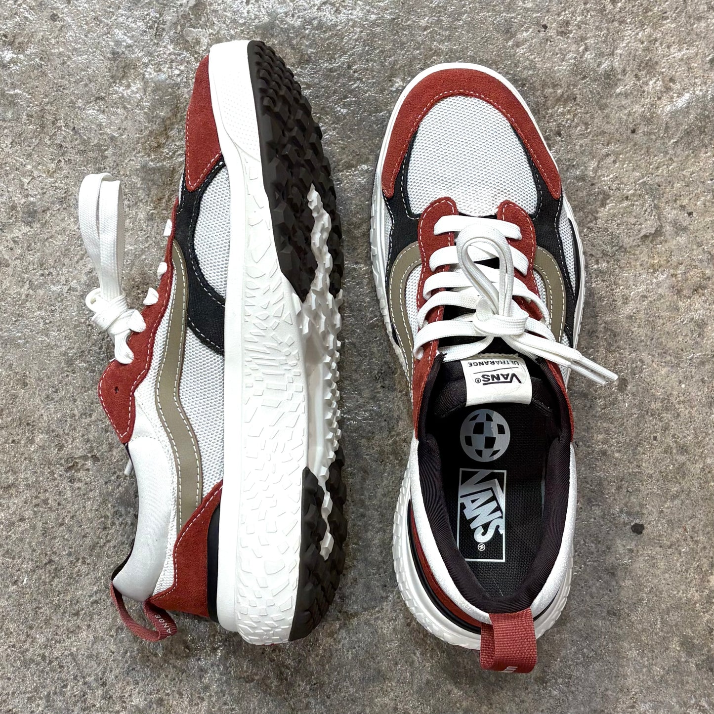 Vans   Ultrarange Neo VR3  Coffee/Brick Red