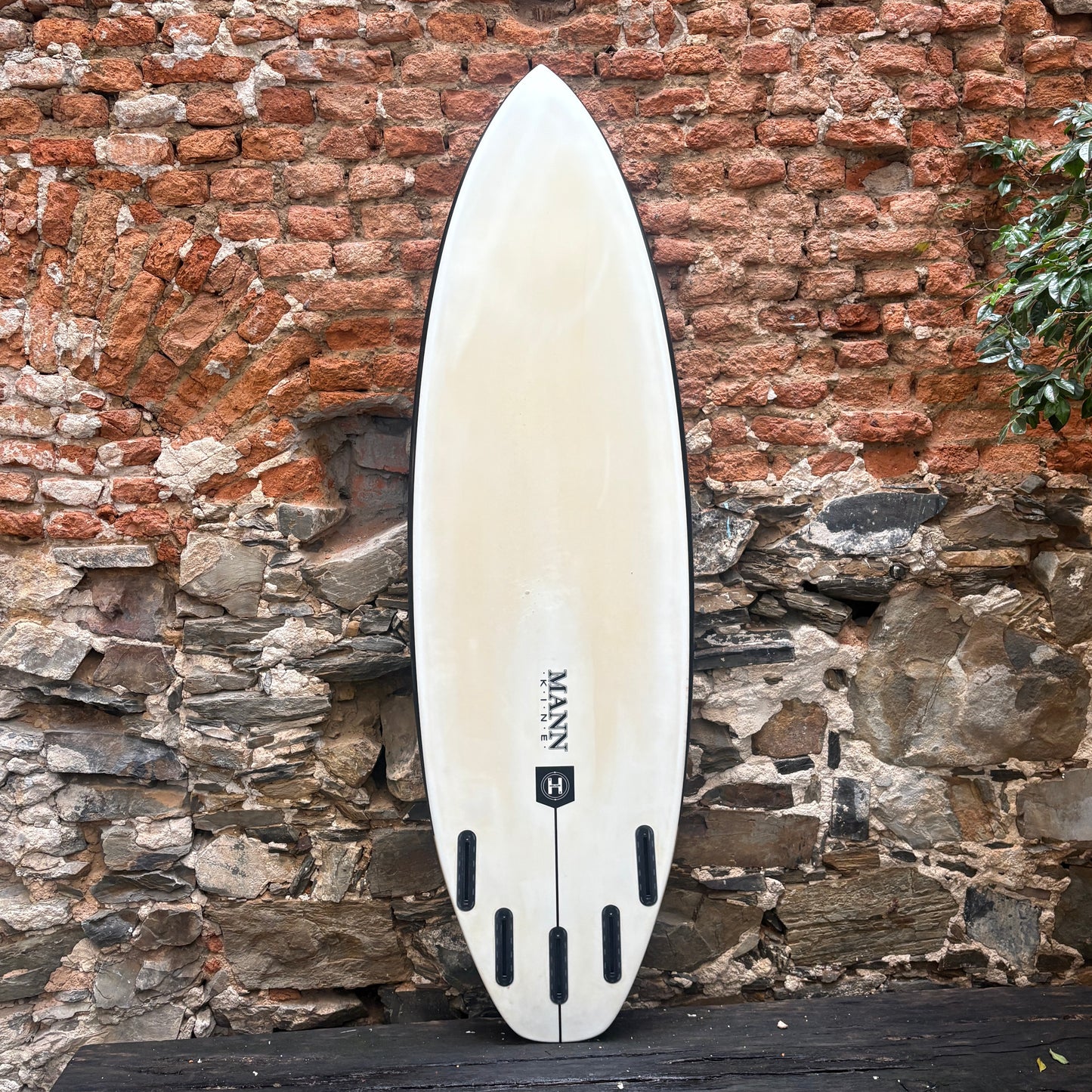 Firewire Dominator II Mannekine 5'11 x 20 3/8 x 2 1/2 – 33.9L
