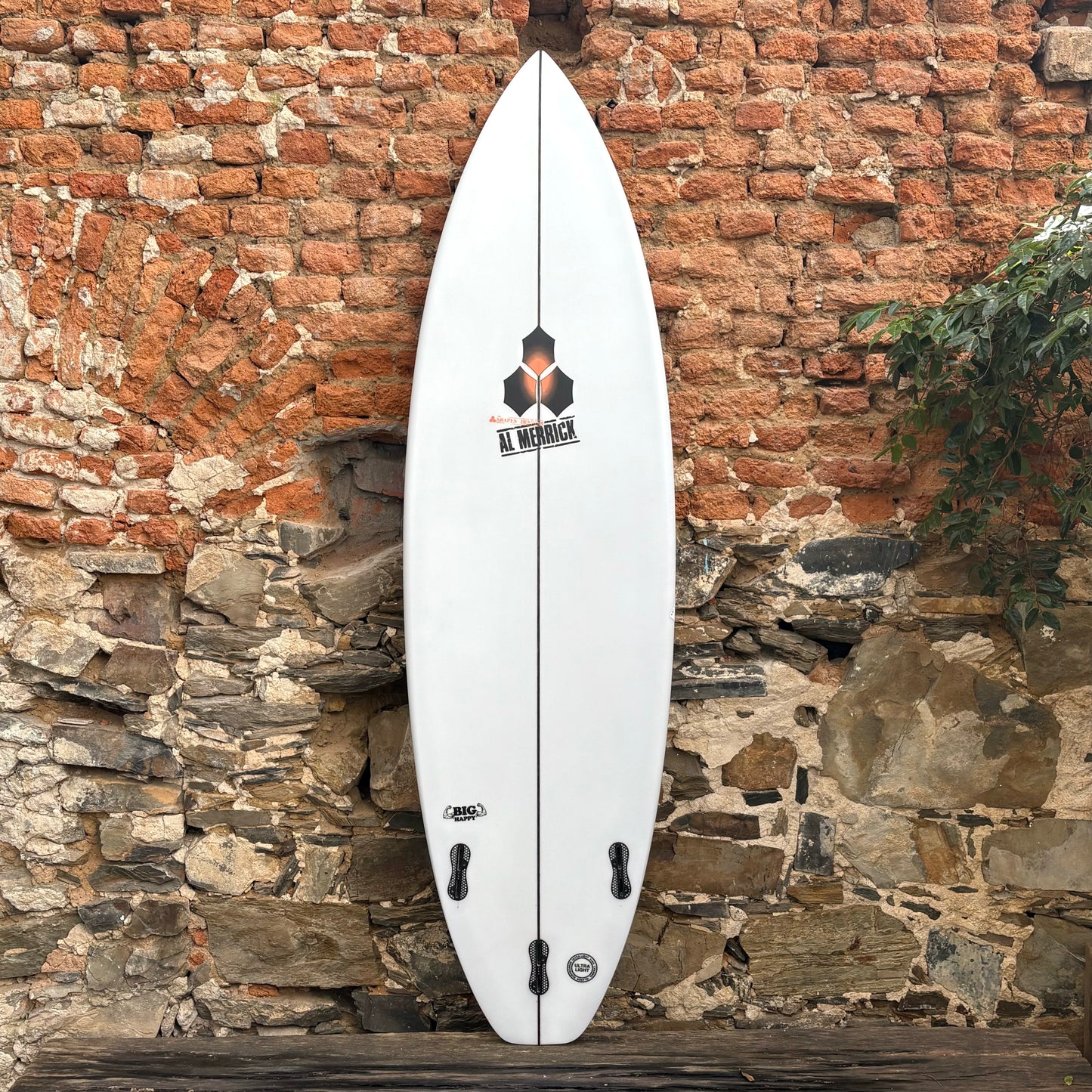 BIG HAPPY     6'0	 19 3/4	 2 5/8	 32.6L  FCS