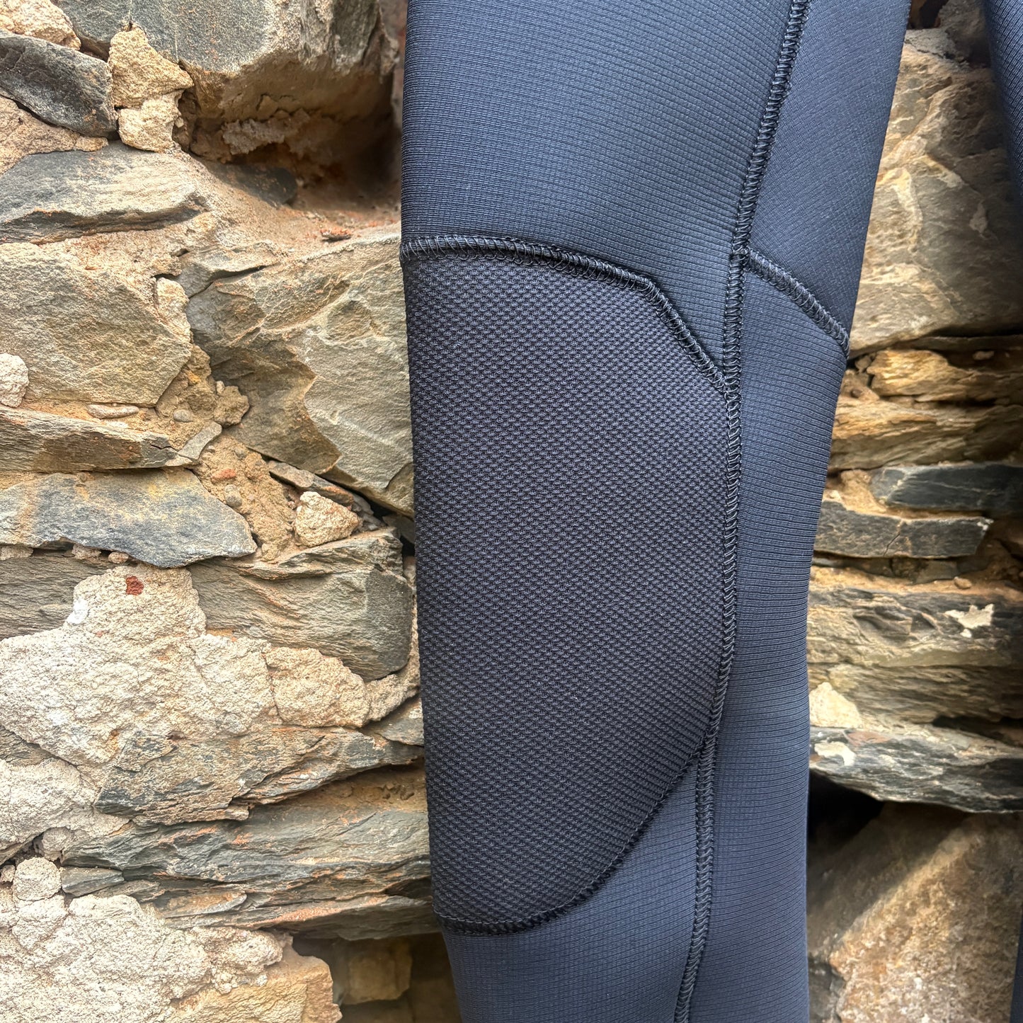 O'Neill Youth Hyperfreak 4/3mm+ Chest Zip Wetsuit - Black/Tempered Steel