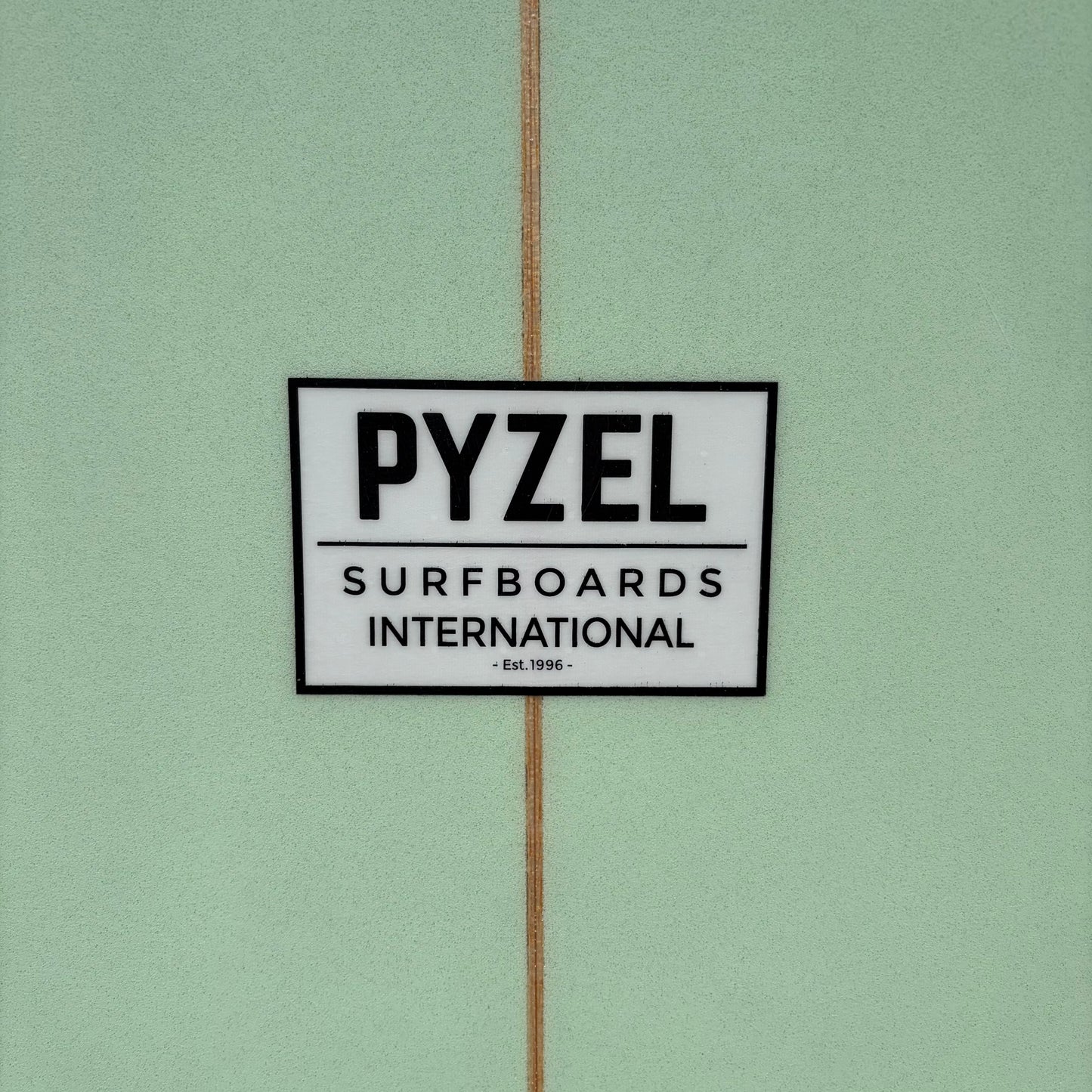 ASTRO GLIDER   5'10"   20 1/2   2 5/8  36.20L