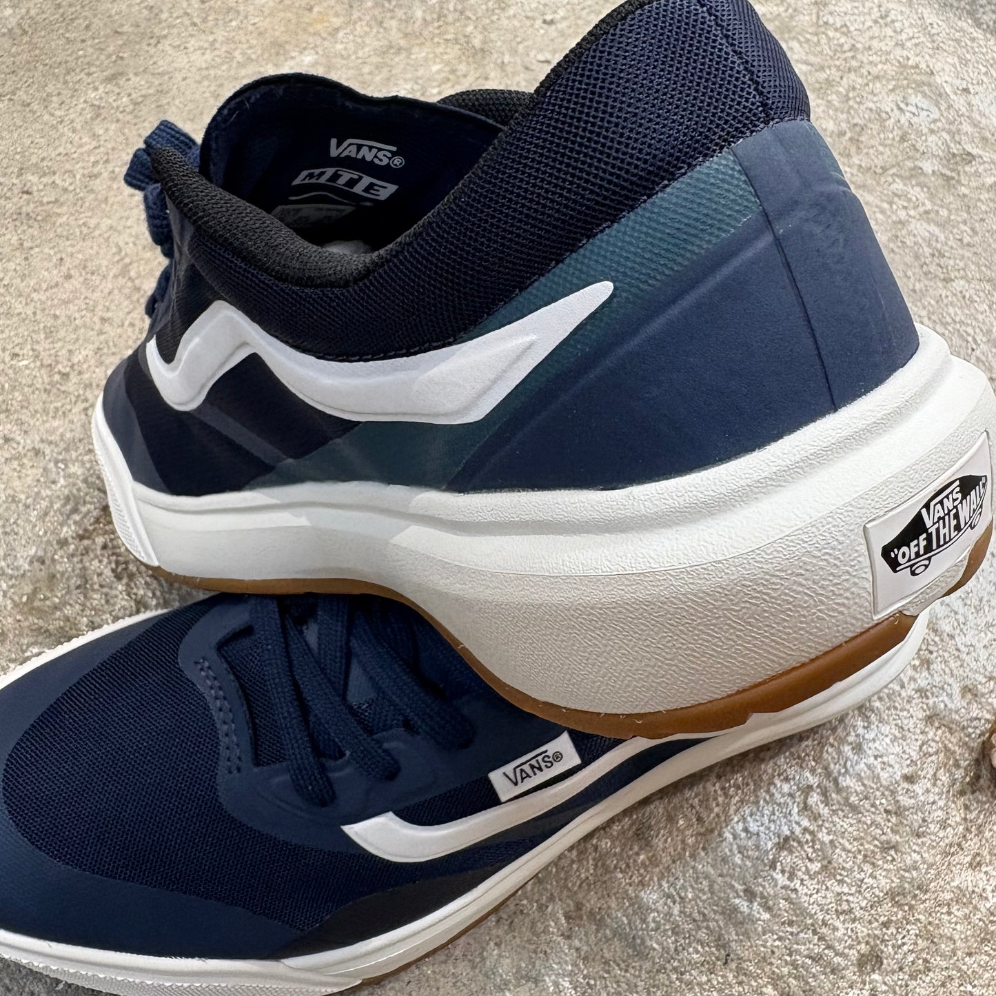 VANS   MTE ULTRARANGE 2.0
