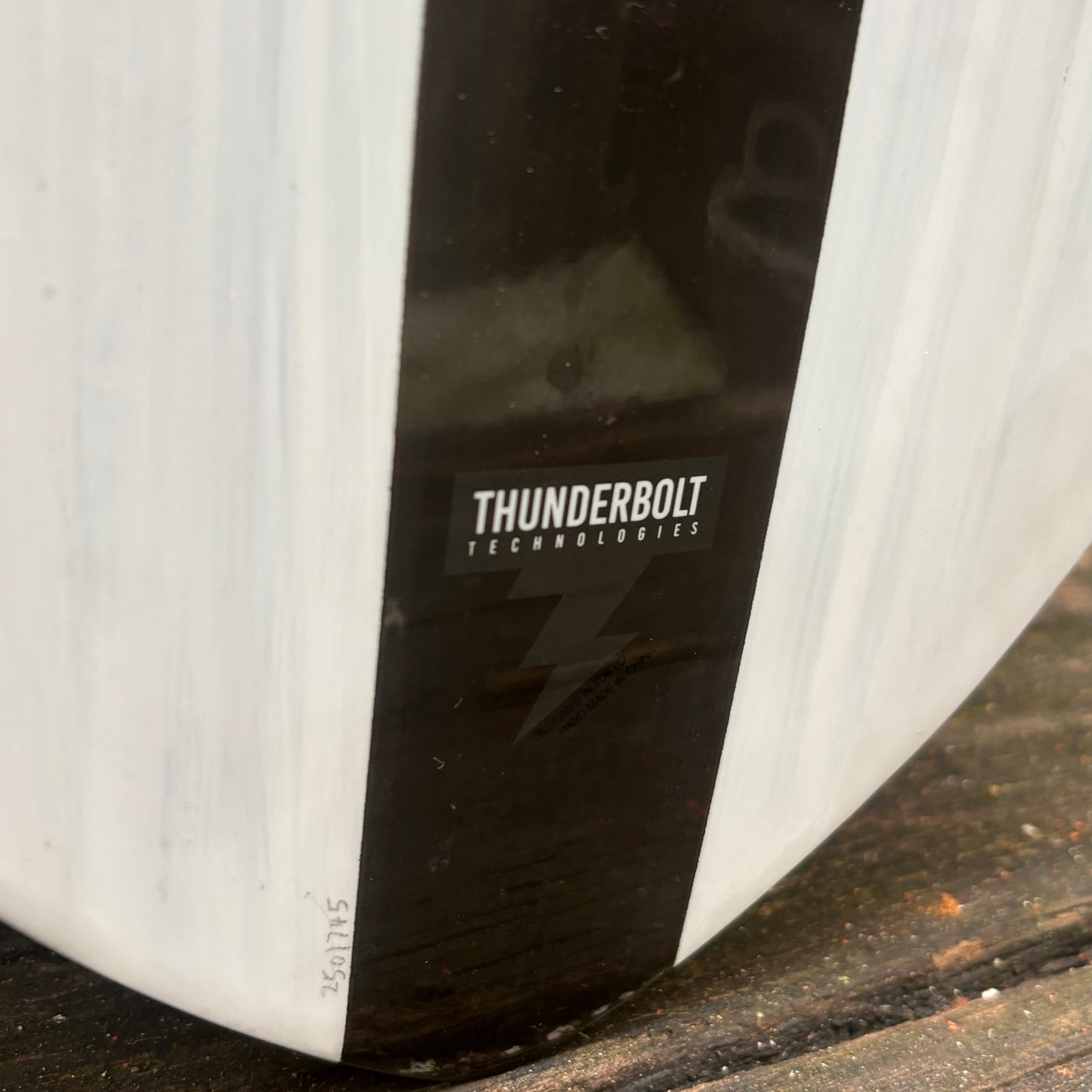Thunderbolt  Tolhurst HI MID6  7'6" x 21 x 2.34  47.9 L – Second Hand Surfboard