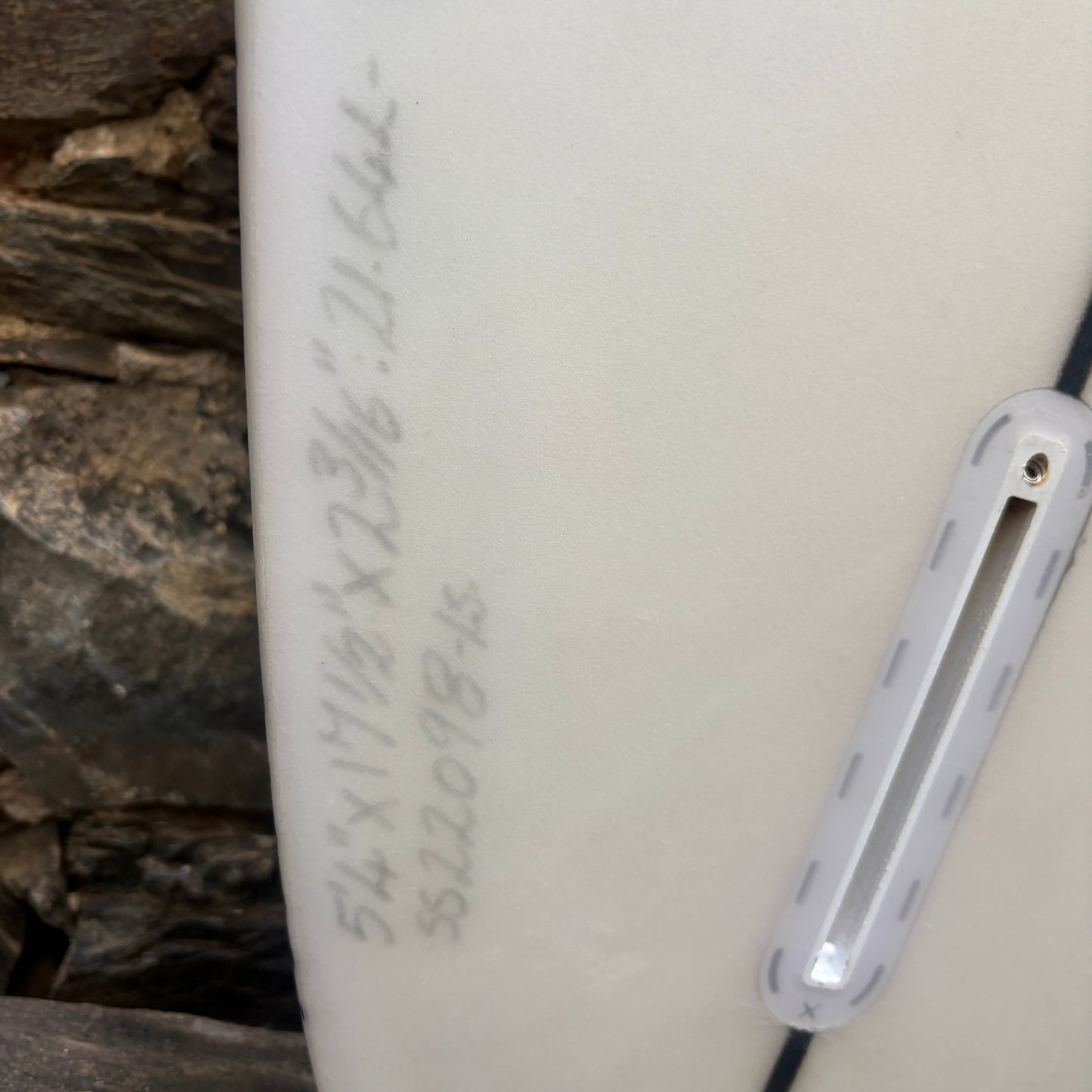 SMTH  5'4" x 17 1/2 x 2 3/16 21.64L – Pre-Loved Surfboard