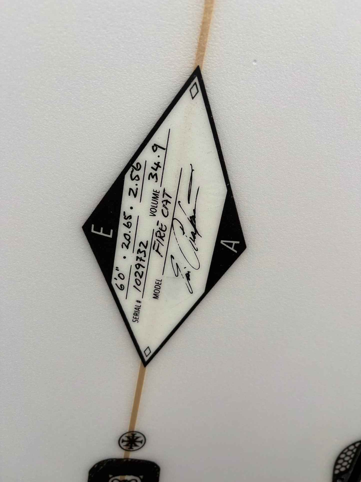 ARAKAWA   FIRECAT   6'0"   20.65   2.56   34.9L