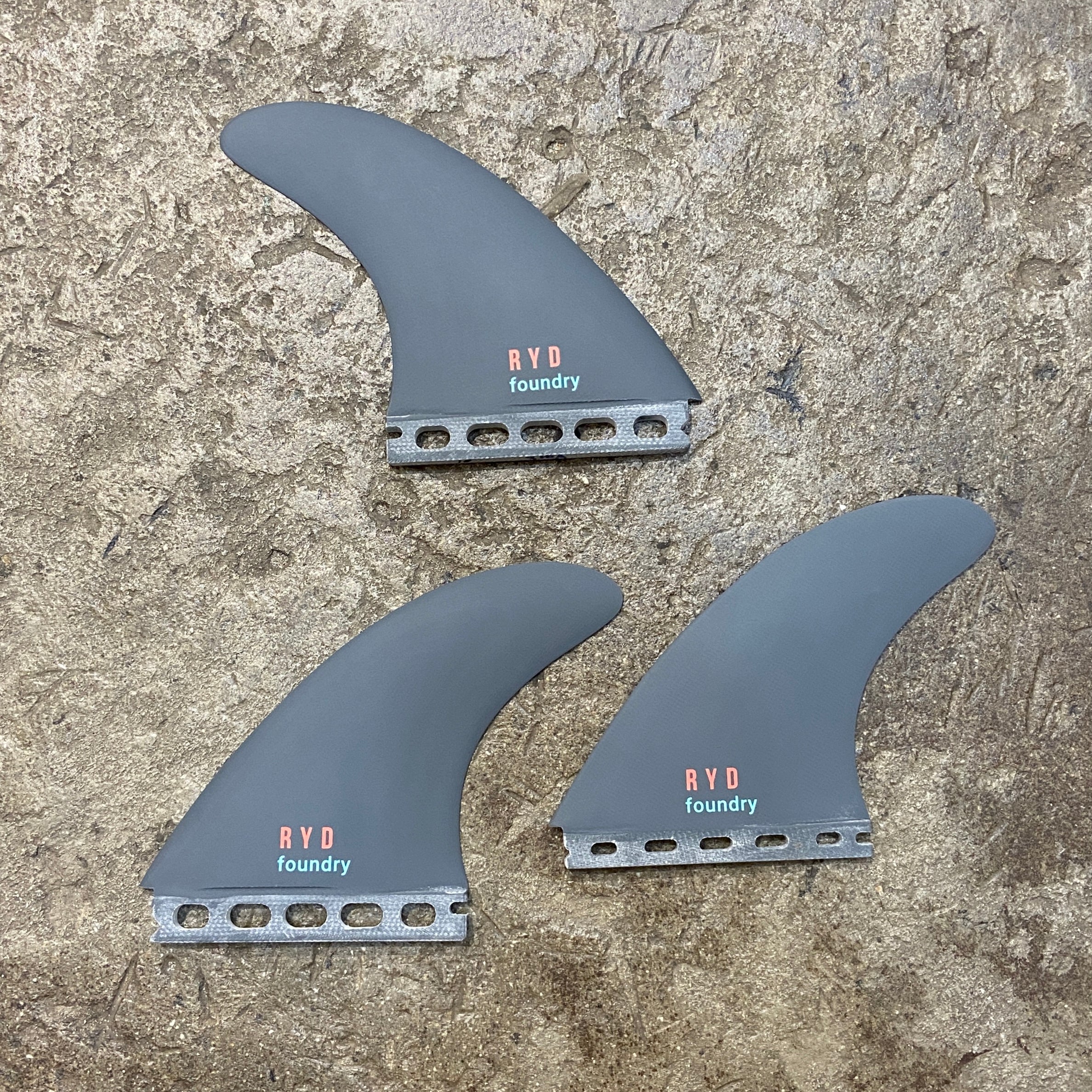 RYD FINS HAVE HEART ONLINE AND IN STORE AT KISS SURF STORE