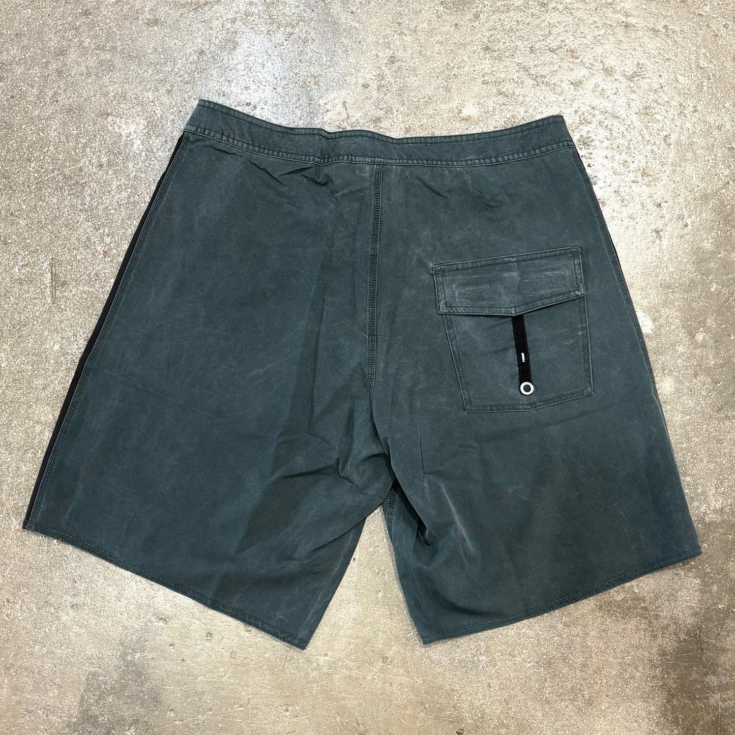 Former  System 19"  Trunk - Petrol