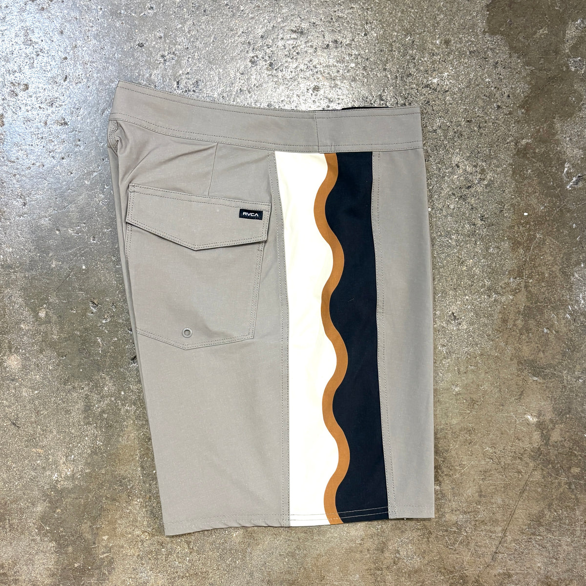 RVCA Men's Apex 2  18" Boardshorts