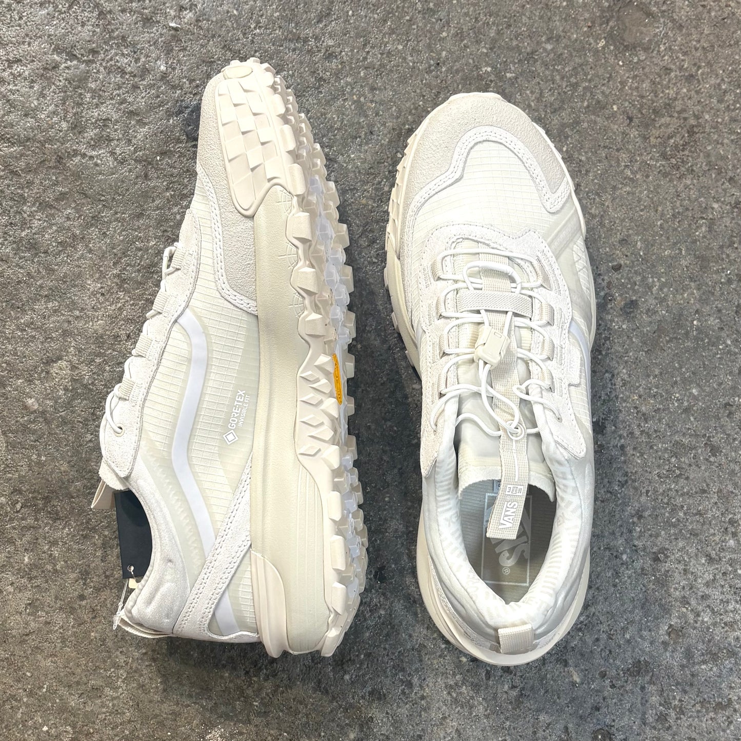 Vans   MTE Crosspath XC Gore-Tex Shoe White