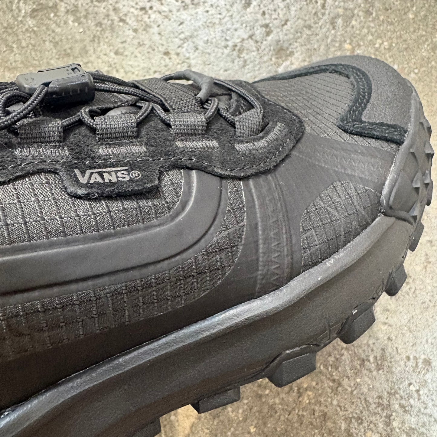 Vans   MTE Crosspath XC Gore-Tex Shoe  Black