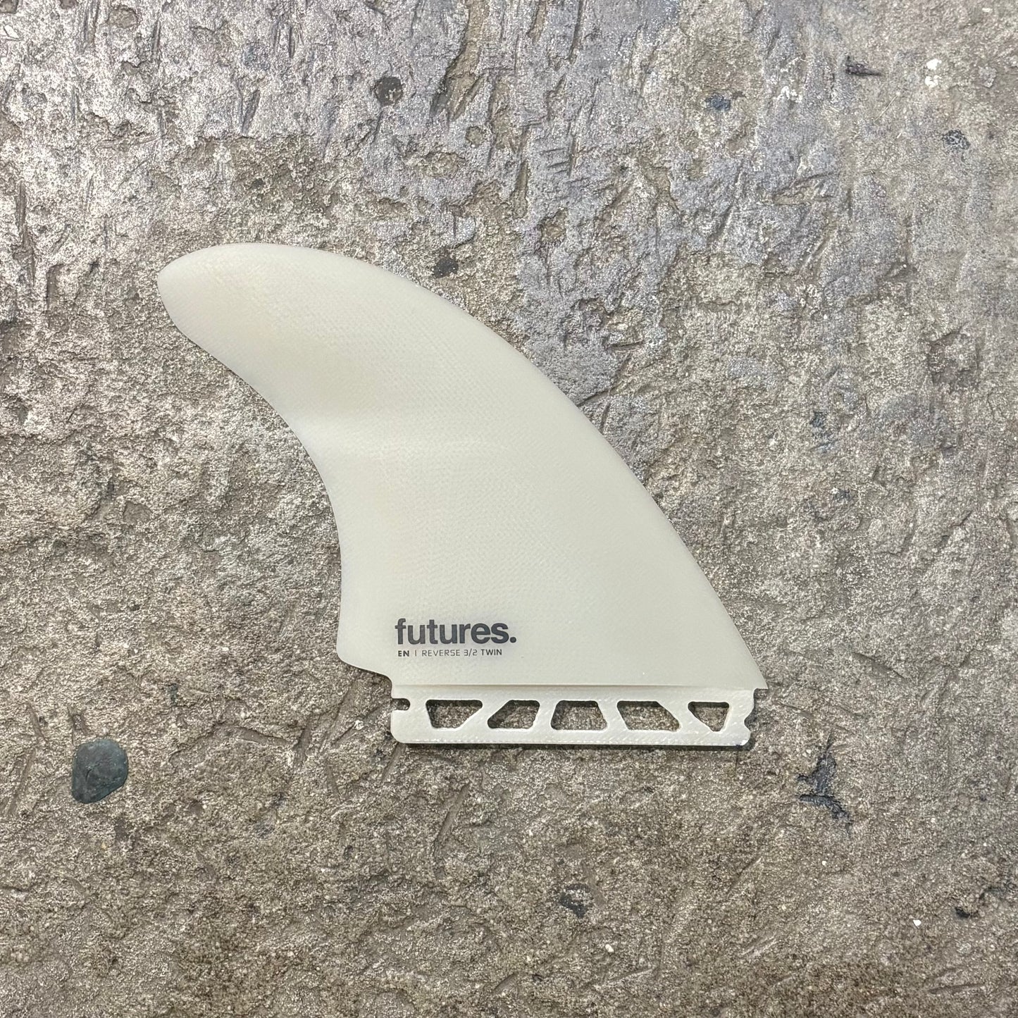 Futures   EN Reverse 3/2 Twin