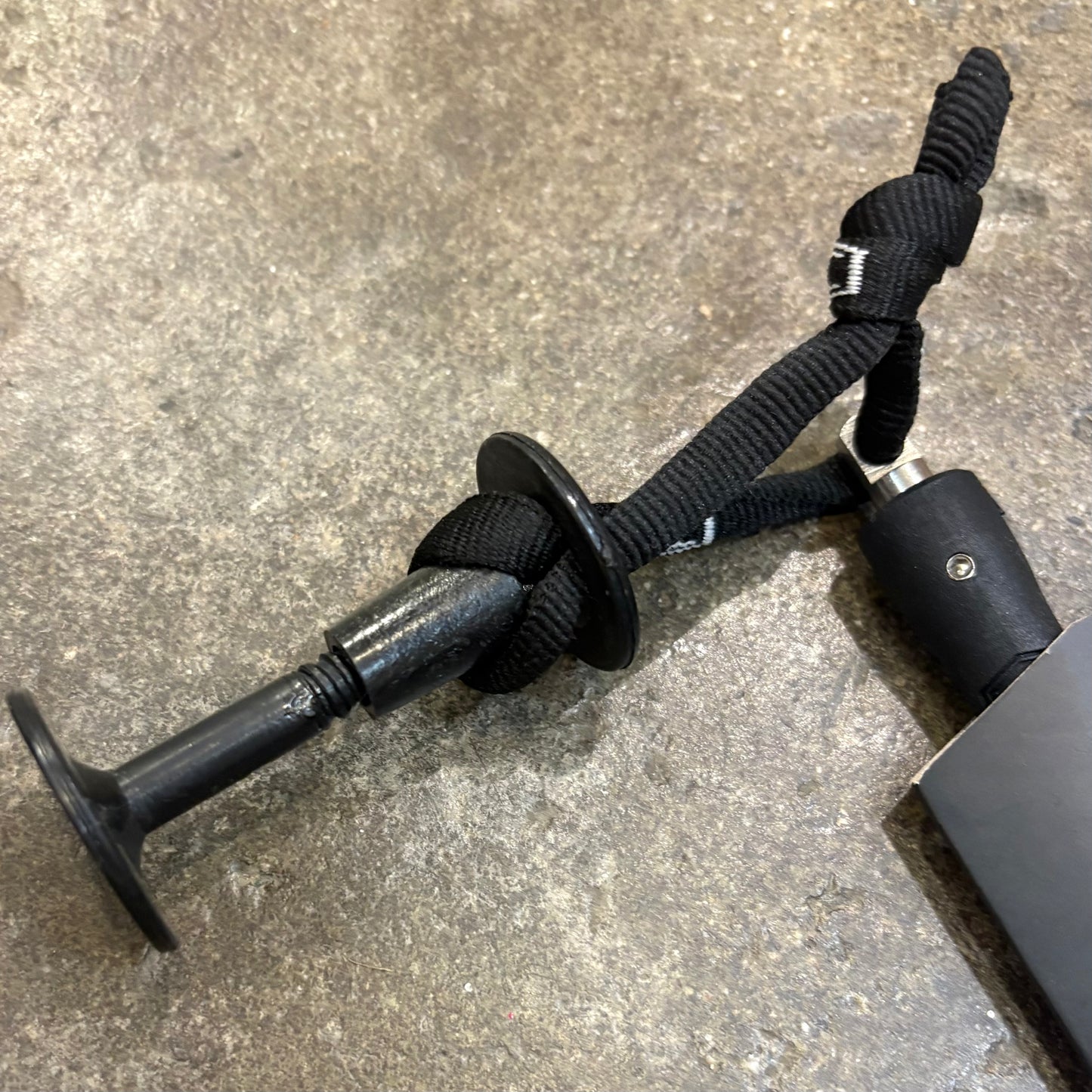 HURRICANE   BODYBOARDING COILED WRIST LEASH 8MM