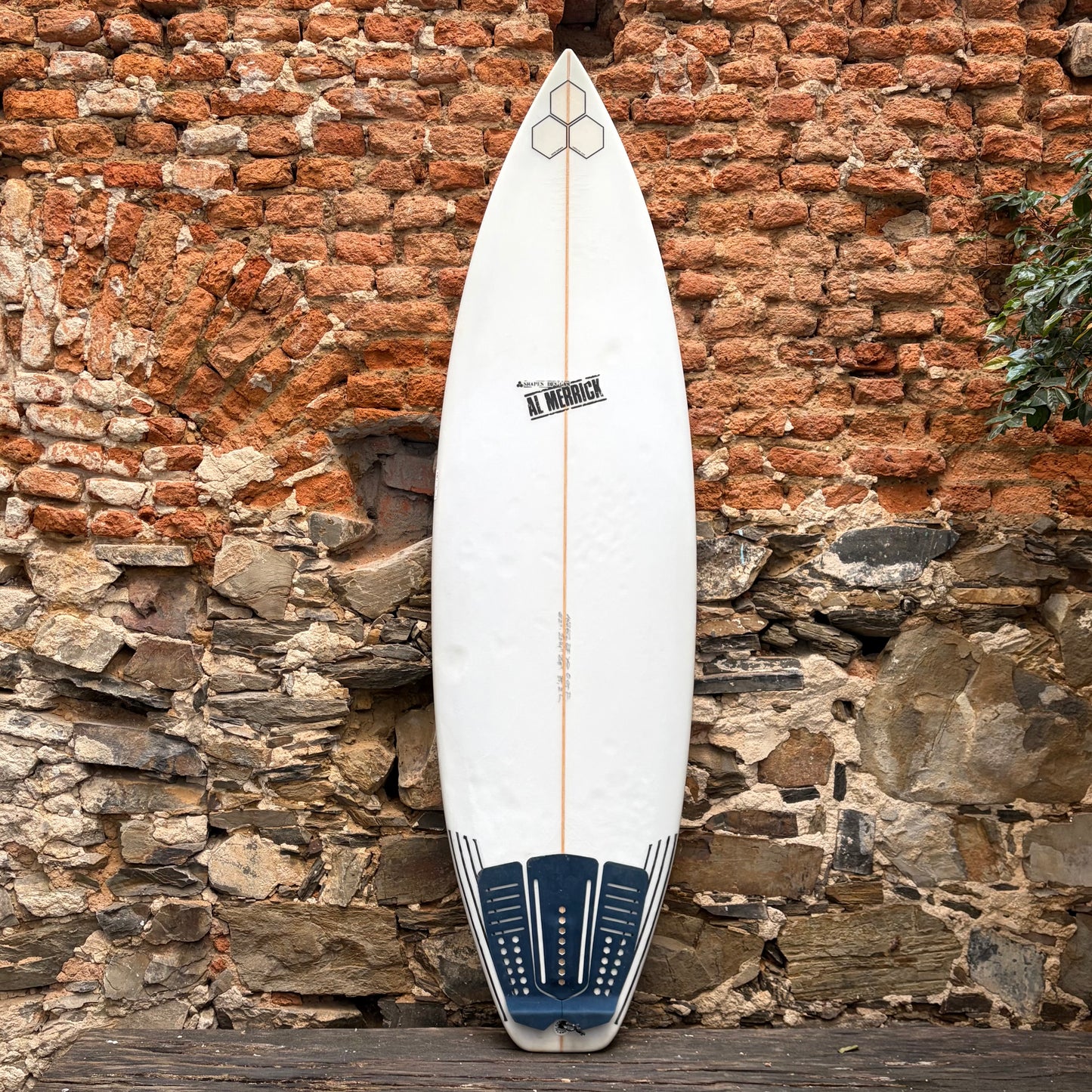 CHANNEL ISLANDS     OG FLYER   6'2"   20  1/4"    2 5/8"  35.2.L