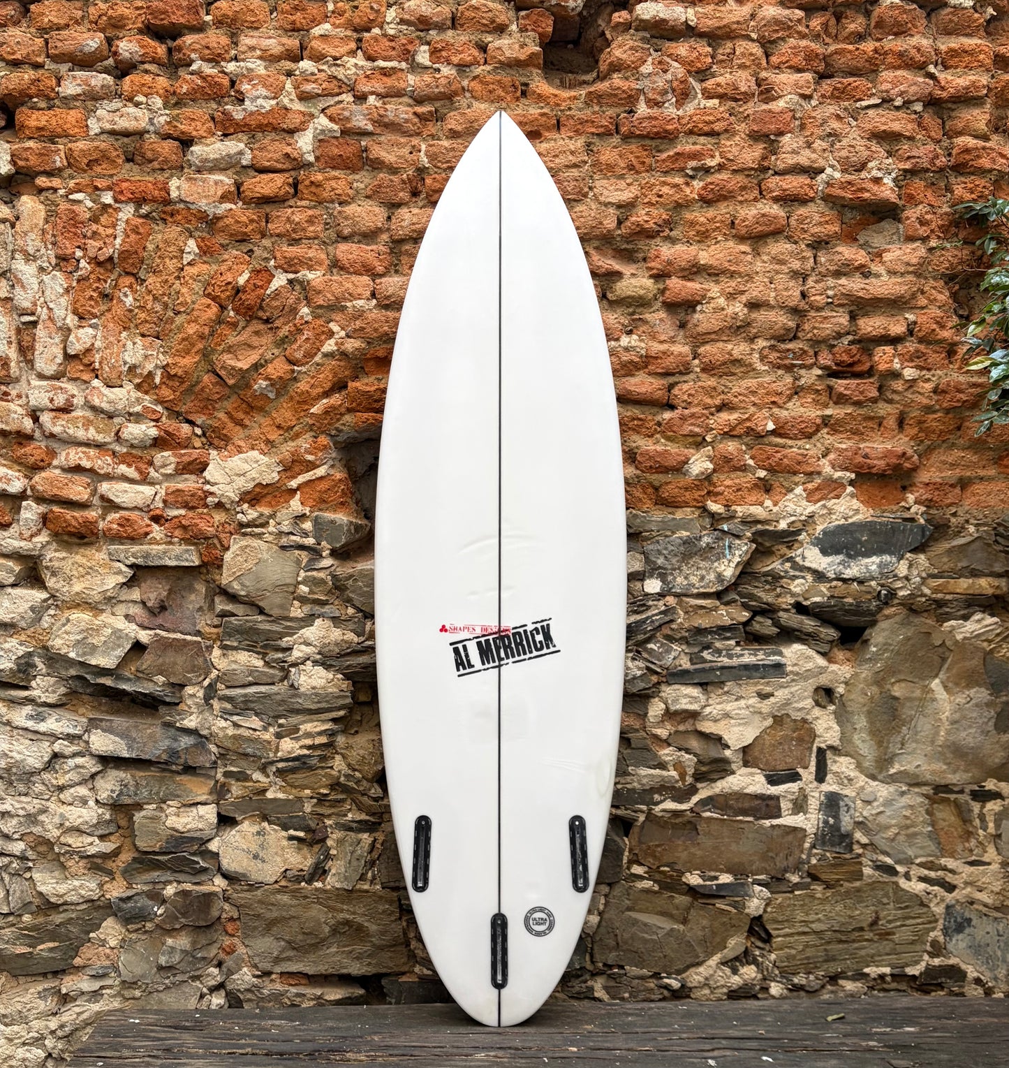 CHANNEL ISLANDS     CI 2.PRO -  ROUND TAIL  6'0"   19 1/8     2 7/16"    29.9L