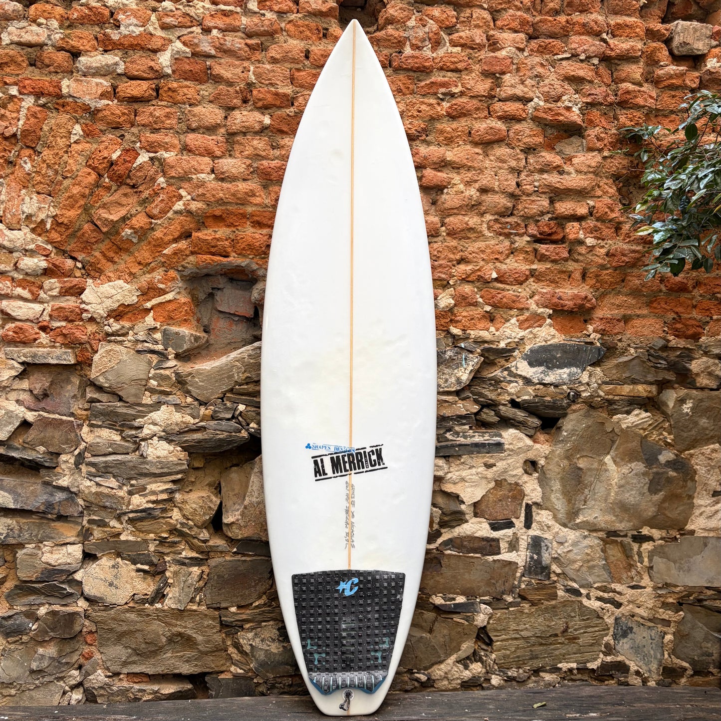 CHANNEL ISLANDS     CI PRO  6'2"   19 1/2     2 9/16"    32.8L