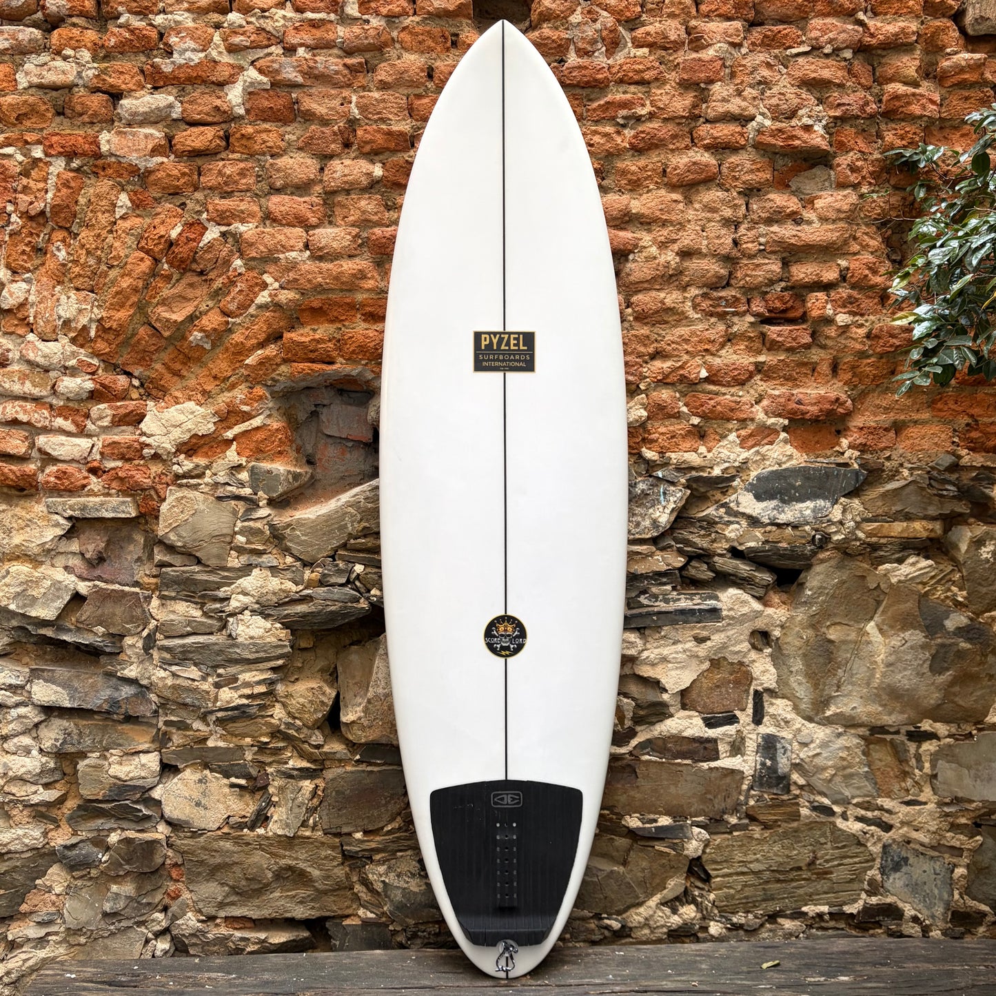 PYZEL  -  Score Lord  6'2   20   2 11/16   35.70L
