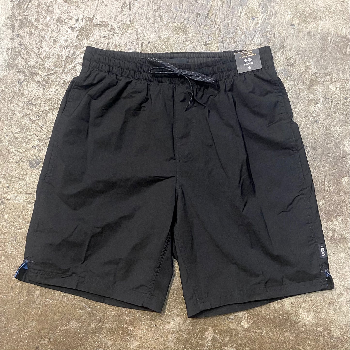 VANS   PRIMARY SOLID ELASTIC 17'' BOARDSHORTS