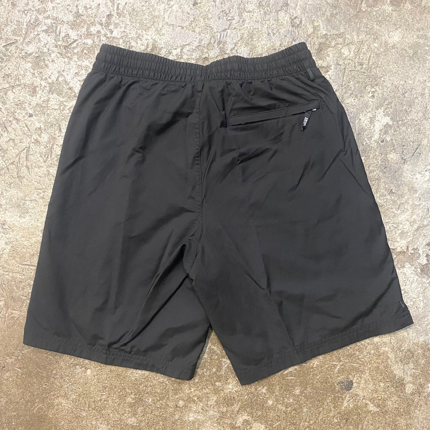 VANS   PRIMARY SOLID ELASTIC 17'' BOARDSHORTS