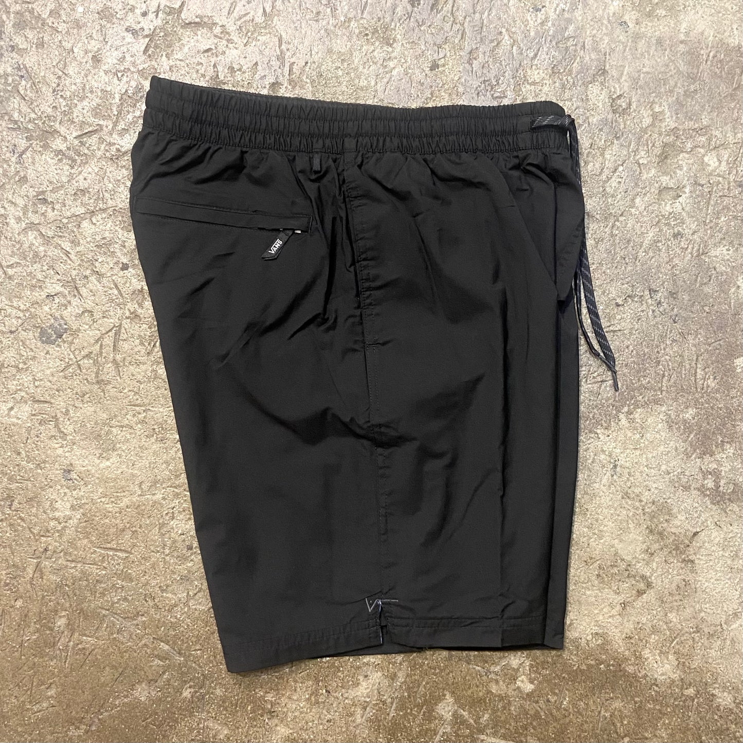 VANS   PRIMARY SOLID ELASTIC 17'' BOARDSHORTS