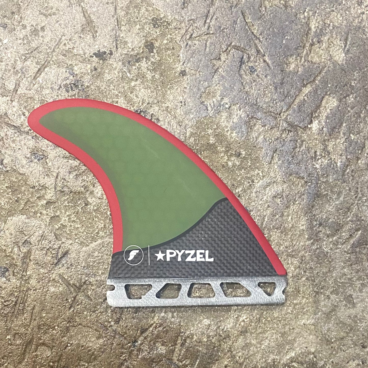 futures   PYZEL THRUSTER  M